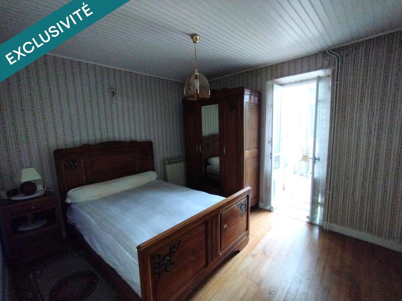 Maison - 203 m² - 9 pièces