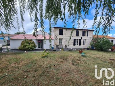 Maison - 185 m² - 7 pièces