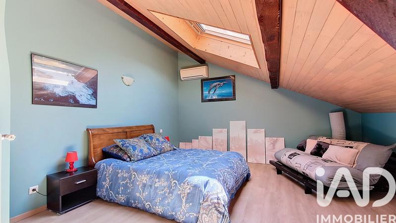 Maison - 313 m² - 9 pièces