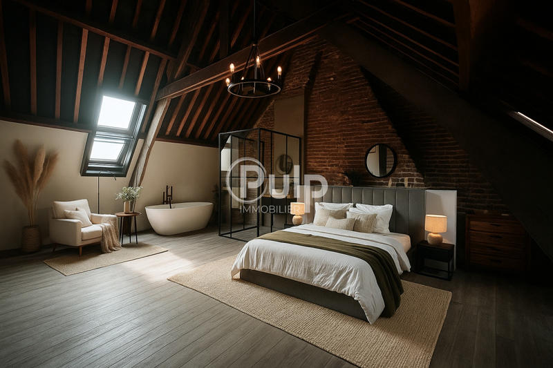 Maison - 235 m² - 8 pièces