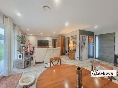 Maison - 115 m² - 5 pièces