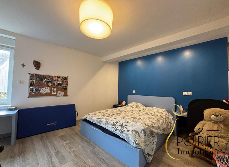 Maison - 197 m² - 7 pièces