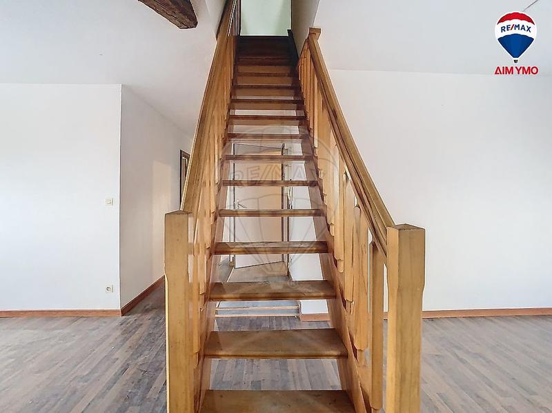 Duplex - 97 m² - 5 pièces