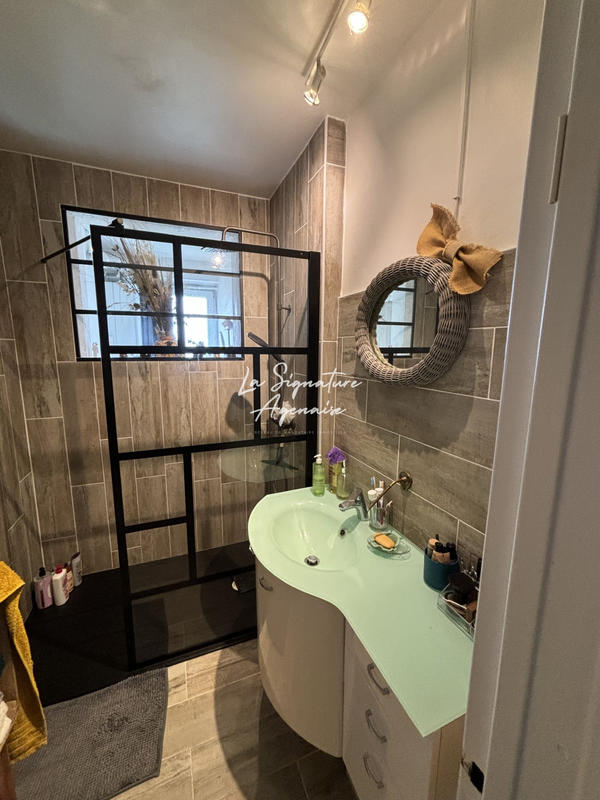 Appartement - 84 m² - 3 pièces