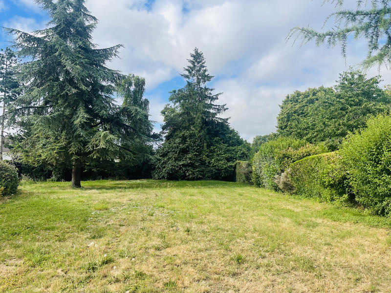 Maison - 275 m² - 8 pièces