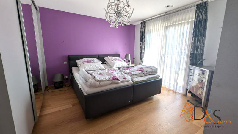 Maison - 202 m² - 7 pièces