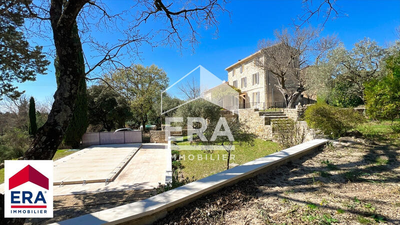 Maison - 150 m² - 7 pièces