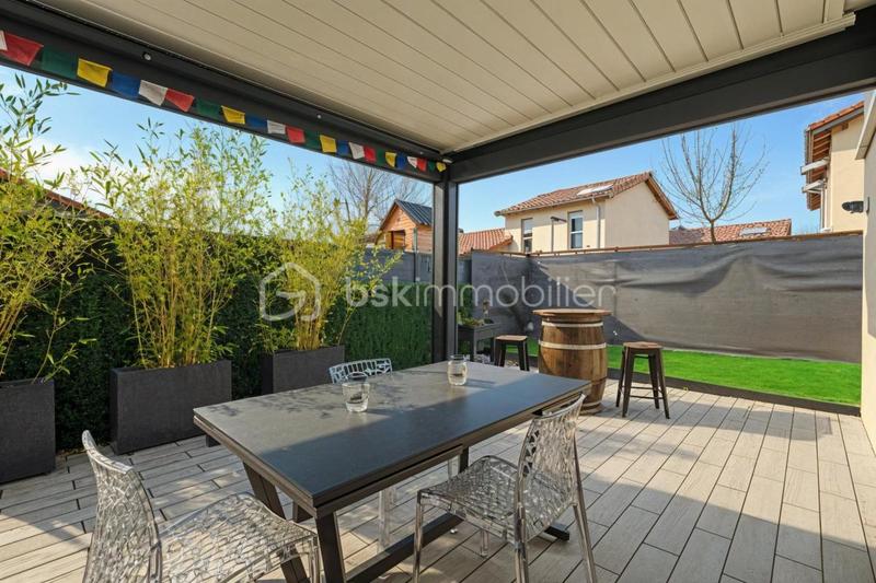 Maison jumelée - 90 m² - 4 pièces