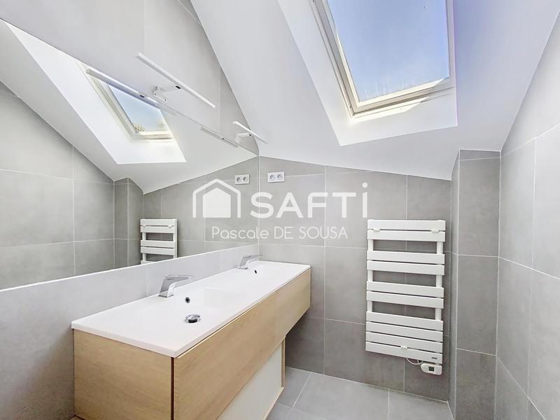 Maison - 337 m² - 8 pièces