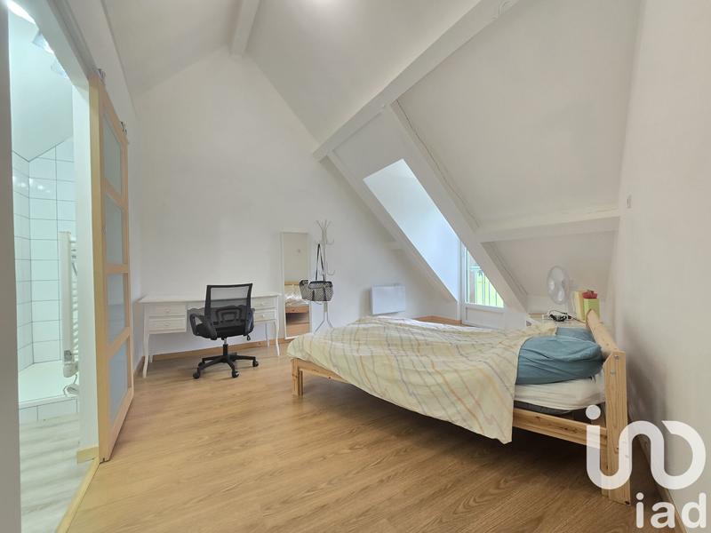 Maison - 282 m² - 8 pièces