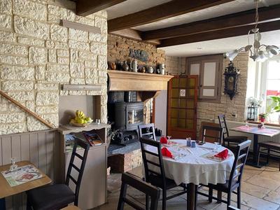 Local commercial - 300 m² - 6 pièces