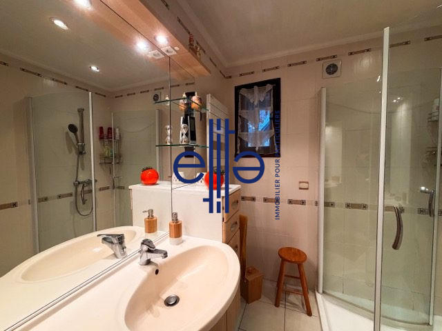 Maison - 155 m² - 7 pièces