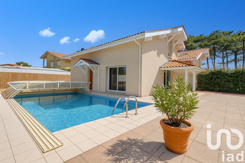 Maison - 94 m² - 4 pièces