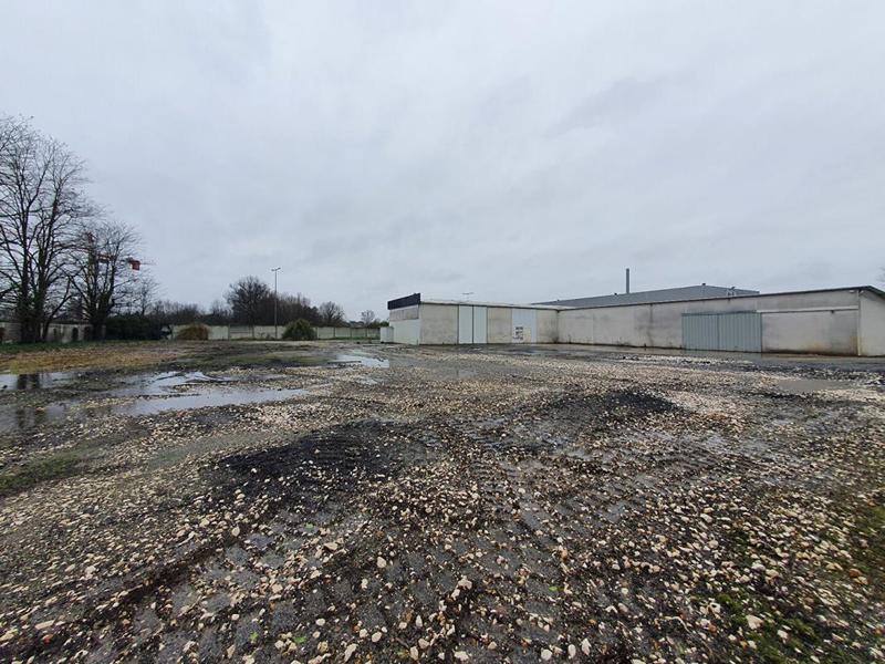 Terrain industriel - 1 428 m²