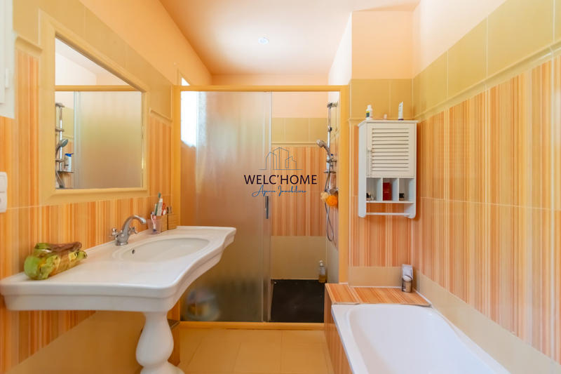 Maison - 153 m² - 5 pièces