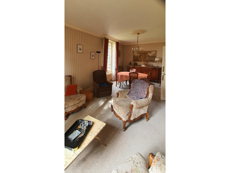 Maison - 167 m² - 6 pièces