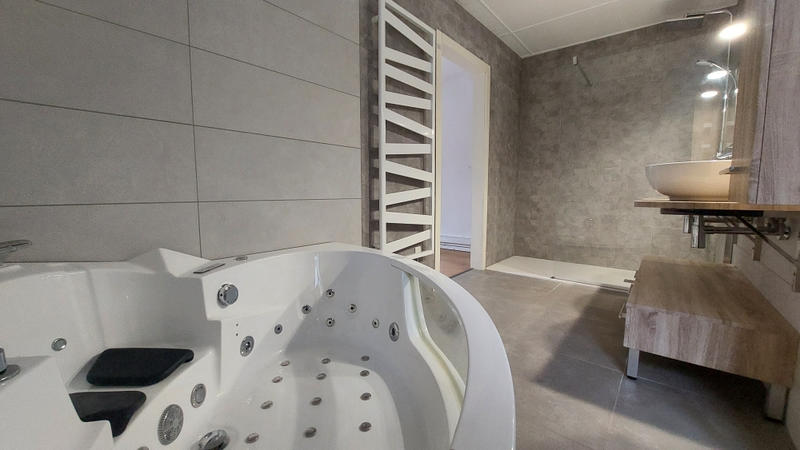 Maison de ville - 144 m² - 8 pièces