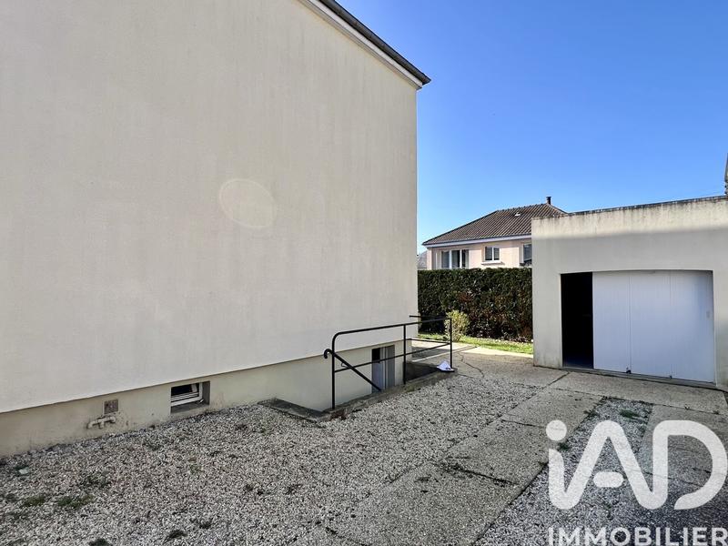 Maison - 104 m² - 5 pièces