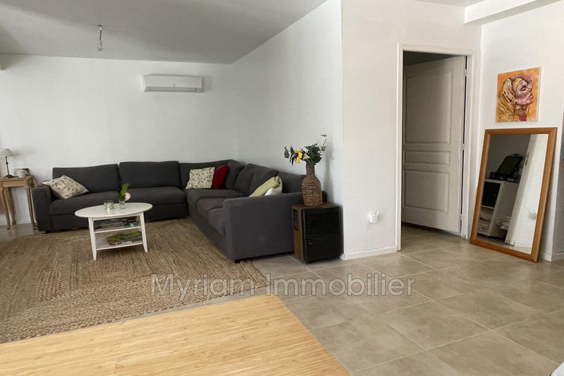 Maison - 171 m² - 8 pièces