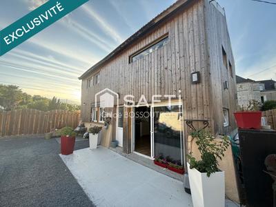 Maison - 110 m² - 4 pièces