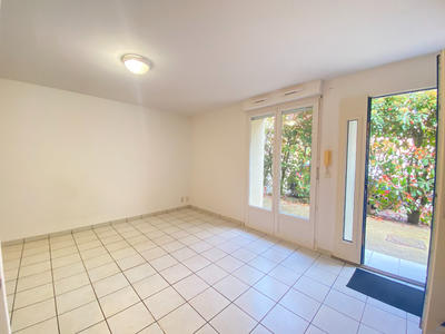 Immeuble - 370 m² - 18 pièces