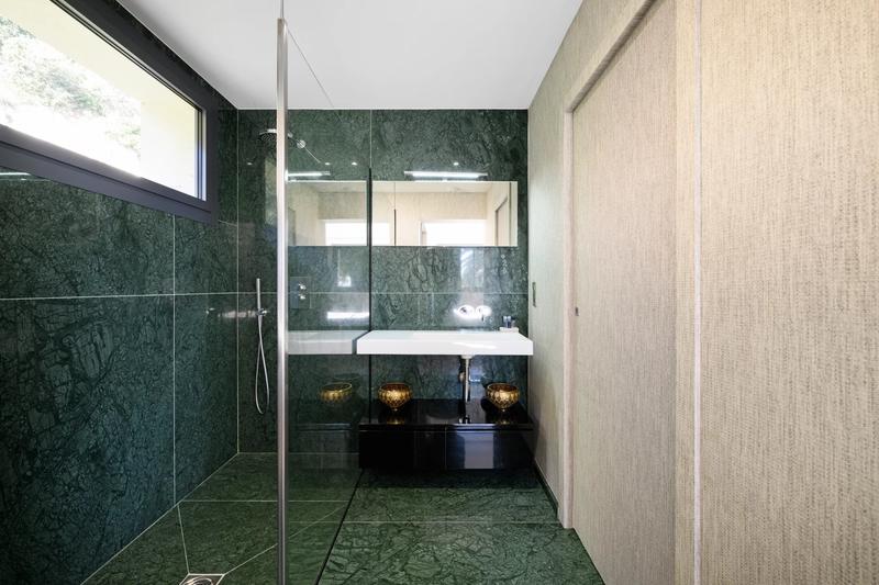 Villa - 300 m² - 9 pièces