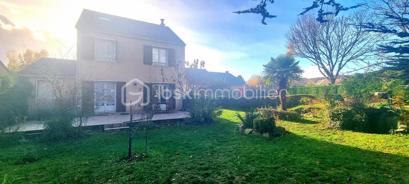 Maison traditionnelle - 118 m² - 6 pièces