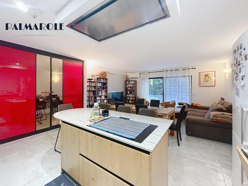 Appartement - 75 m² - 3 pièces