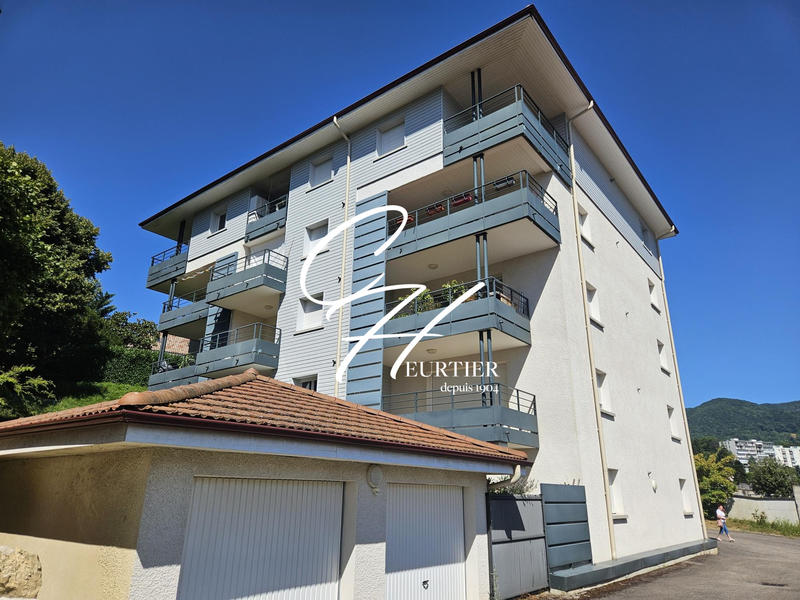 Appartement - 69 m² - 3 pièces