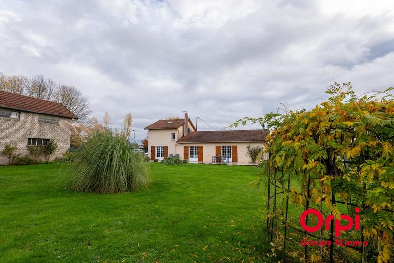 Maison - 140 m² - 5 pièces