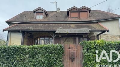 Maison - 103 m² - 5 pièces