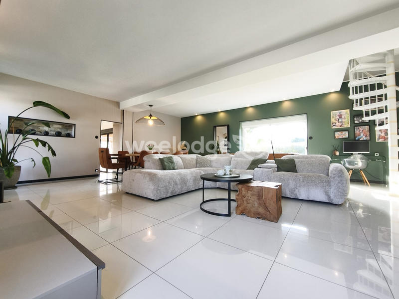 Maison ancienne - 190 m² - 6 pièces