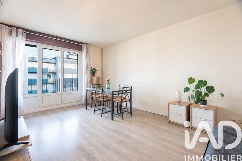 Studio - 33 m² - 1 pièce