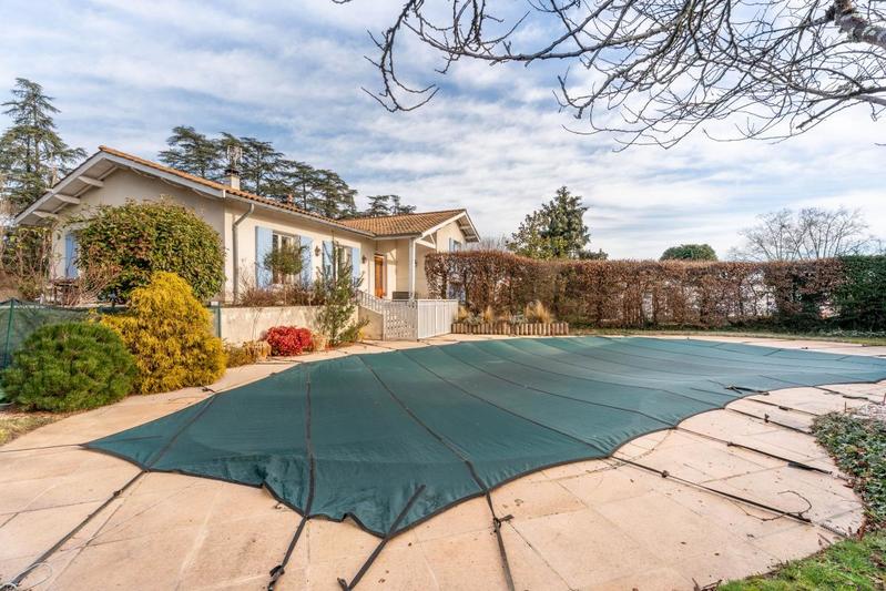 Maison - 180 m² - 6 pièces