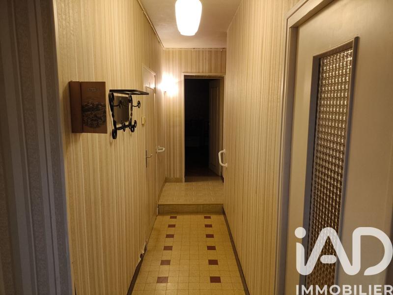 Maison - 203 m² - 5 pièces