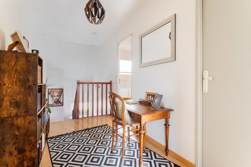 Appartement - 100 m² - 4 pièces