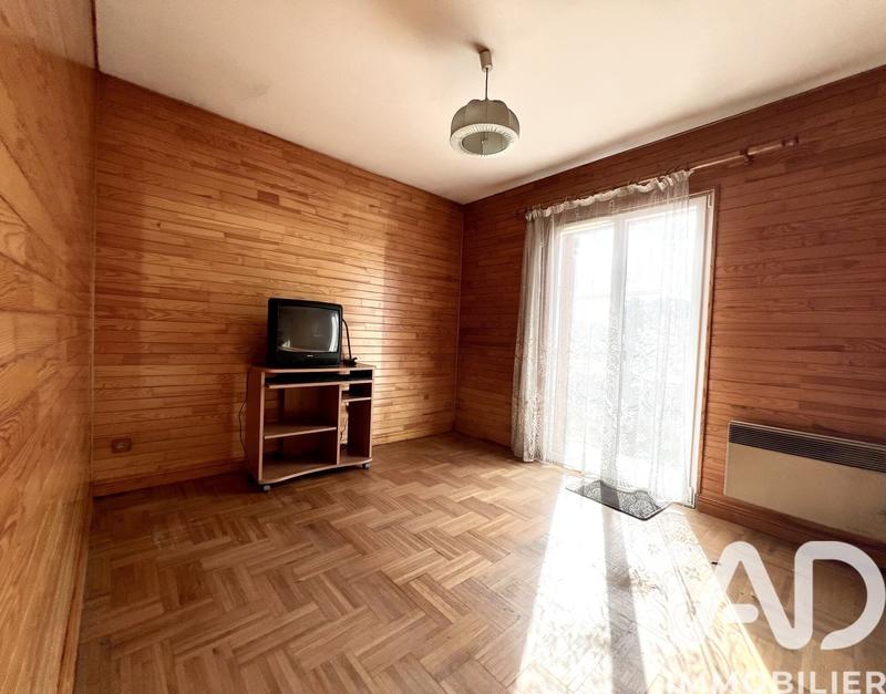 Maison - 94 m² - 6 pièces