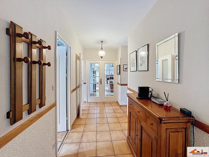 Villa - 179 m² - 6 pièces