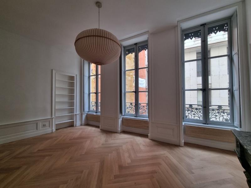 Appartement - 79 m² - 3 pièces