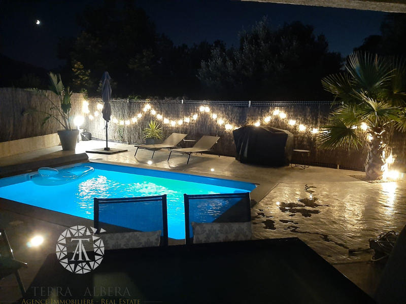 Villa - 130 m² - 5 pièces