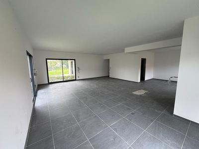 Maison - 156 m² - 6 pièces