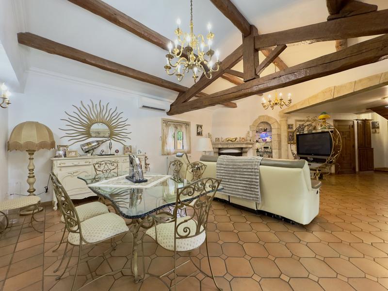 Maison - 135 m² - 4 pièces