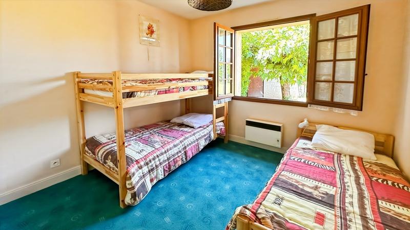 Maison - 104 m² - 4 pièces