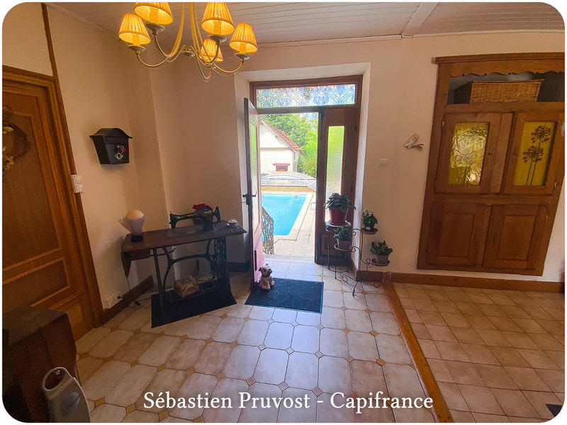 Maison de maîtres - 325 m² - 11 pièces