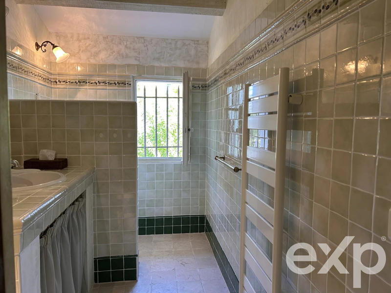 Maison - 195 m² - 6 pièces