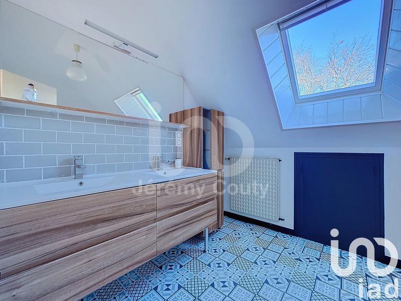 Maison - 140 m² - 6 pièces