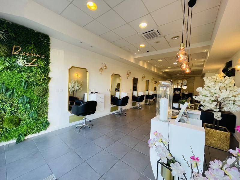 Local commercial - 94 m² - 2 pièces