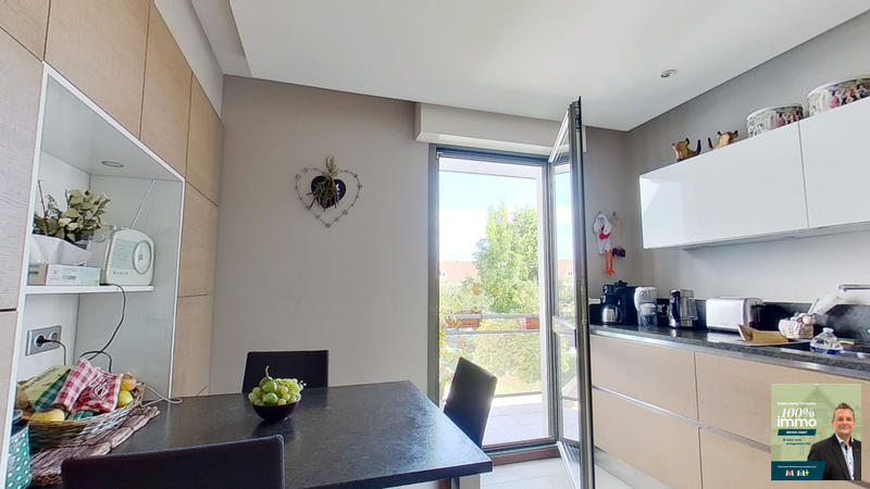 Appartement - 105 m² - 4 pièces