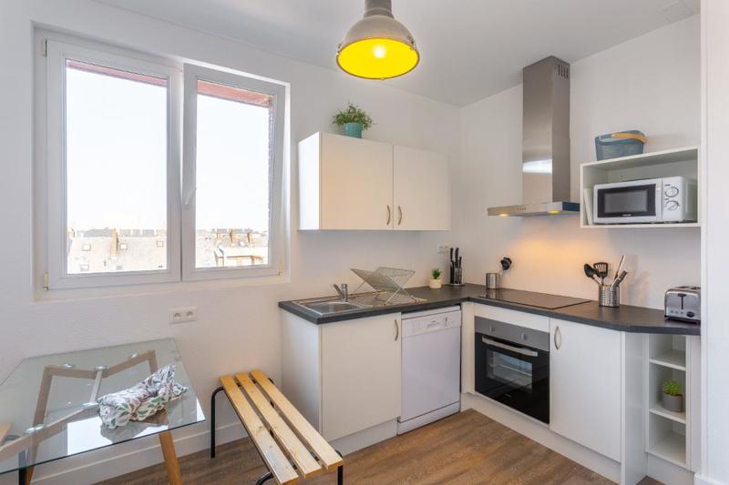 Chambre - 11 m² - 1 pièce