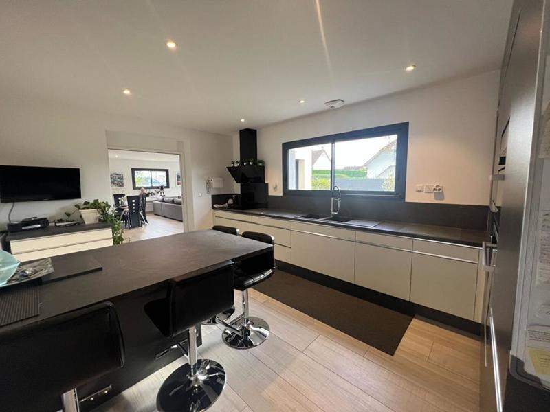 Maison - 142 m² - 4 pièces